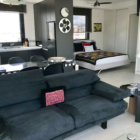 Stylish Penthouse With Acropolis And 360 View Leilighet Athen Eksteriør bilde